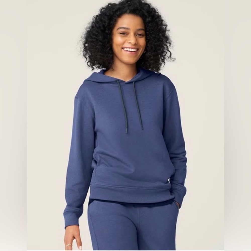 allbirds NWT R&R Hoodie in Hazy Indigo